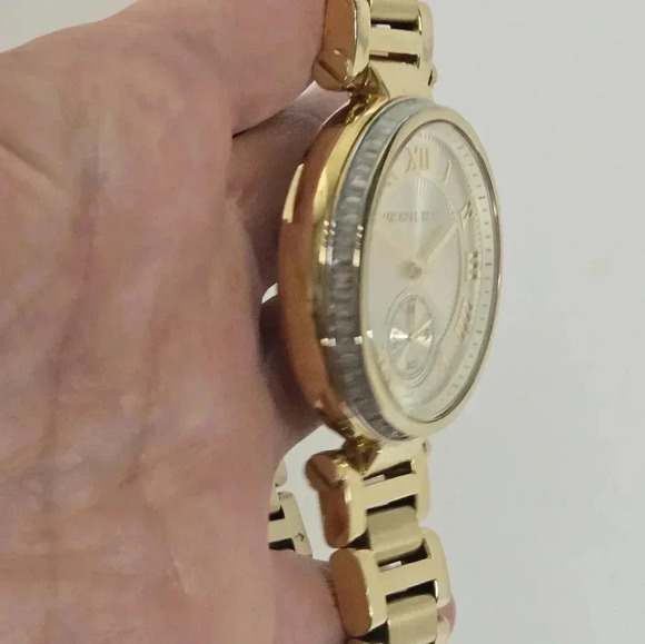 Michael Kors MK5867 Women's Stainless Steel Analog Gold Dial Watch BC879 - Picture 4 of 8